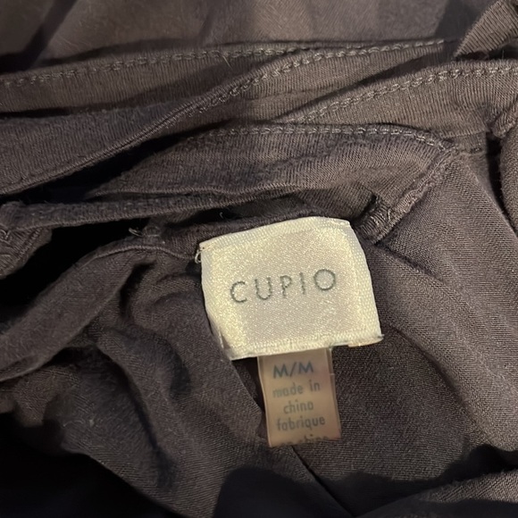 Cupio Top with Bell Sleeves Size Medium - Picture 10 of 11